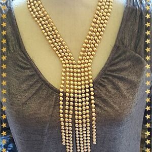 BRIGHT GOLD STATEMENT NECKLACE